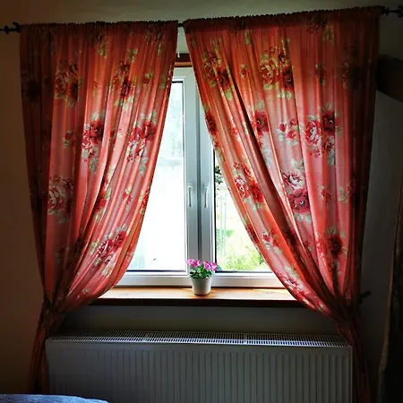 Mazurski Pejzaz - Dom Z Widokiem I Ogrodem Radzie